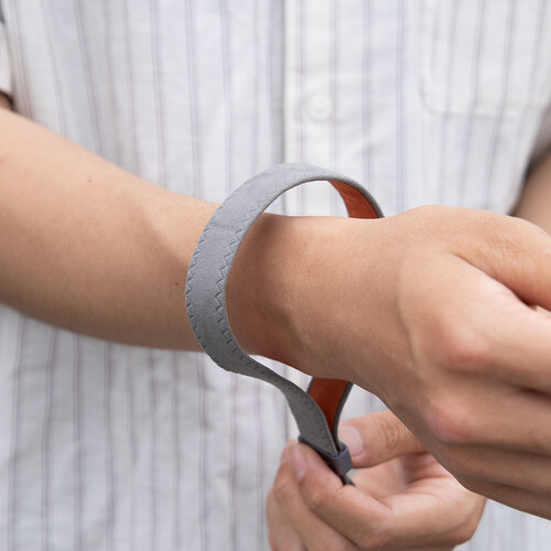 PGYTECH PCB-297 Camera Wrist Strap Air (Oak Gray) - Image 3